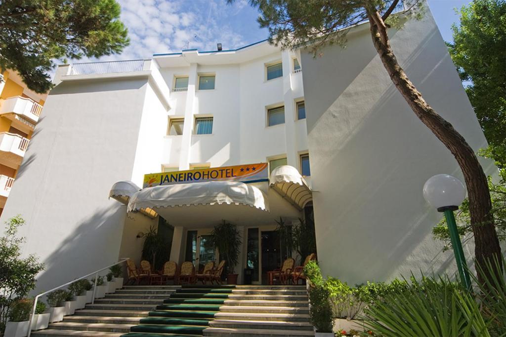 Hotel Janeiro Frontemare リド・ディ・イエゾロ エクステリア 写真
